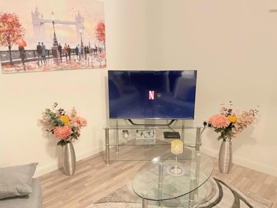 Supreme - 1 Bedroom Apart Sleeps 4 Short/Long Stay Gillingham  Zewnętrze zdjęcie