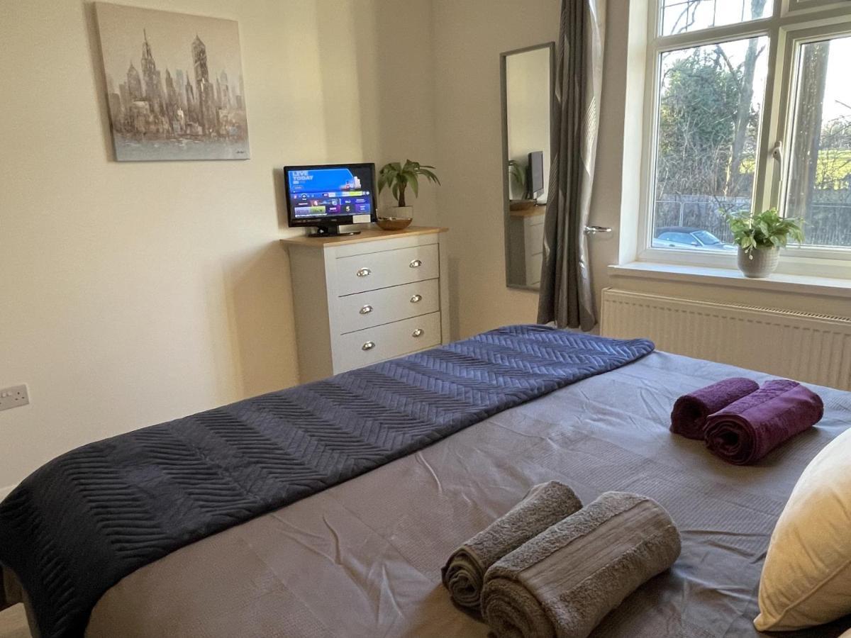 Supreme - 1 Bedroom Apart Sleeps 4 Short/Long Stay Gillingham  Zewnętrze zdjęcie