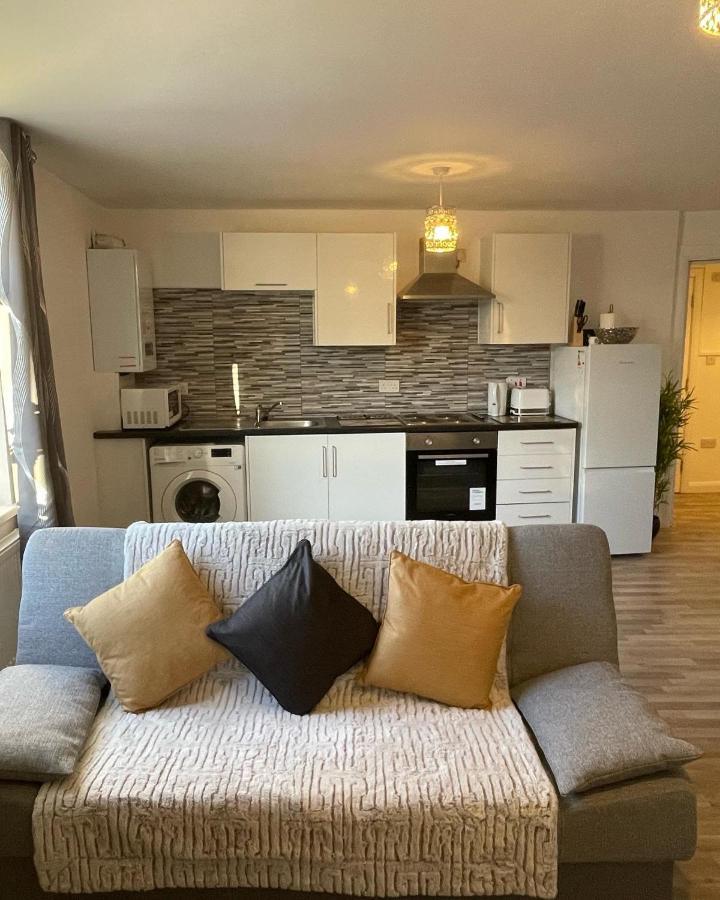 Supreme - 1 Bedroom Apart Sleeps 4 Short/Long Stay Gillingham  Zewnętrze zdjęcie